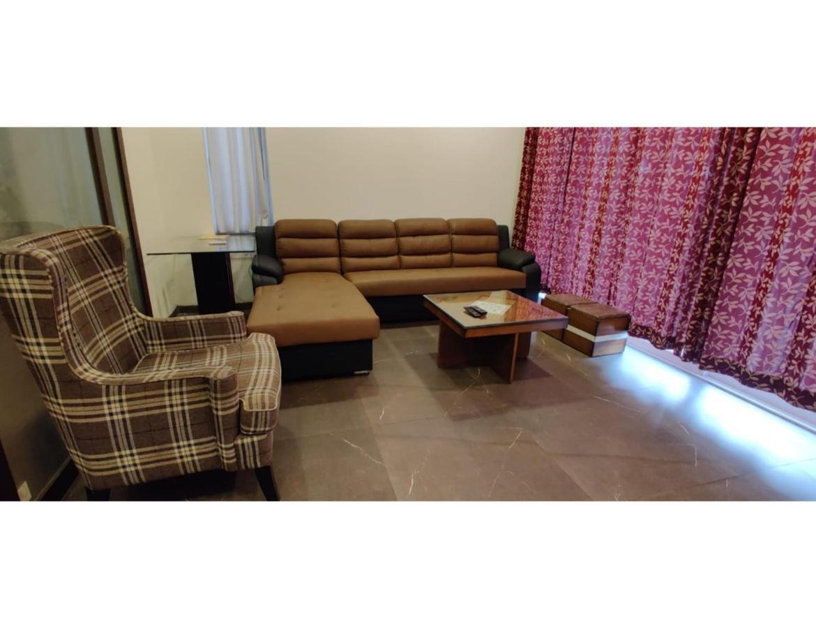Aarju Luxurious Stay Калангуте Екстериор снимка